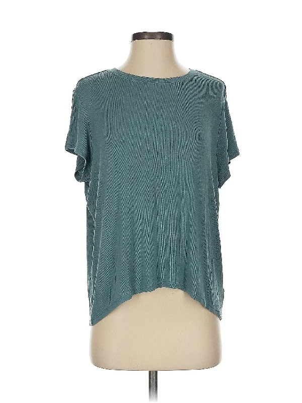 Yoga Tops for Hot and Cold Yoga Practices -Short Sleeve T Shirt