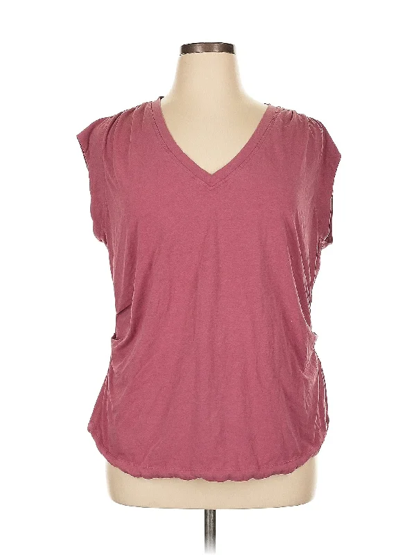Women's Yoga Tops with Seamless Construction -Short Sleeve Top