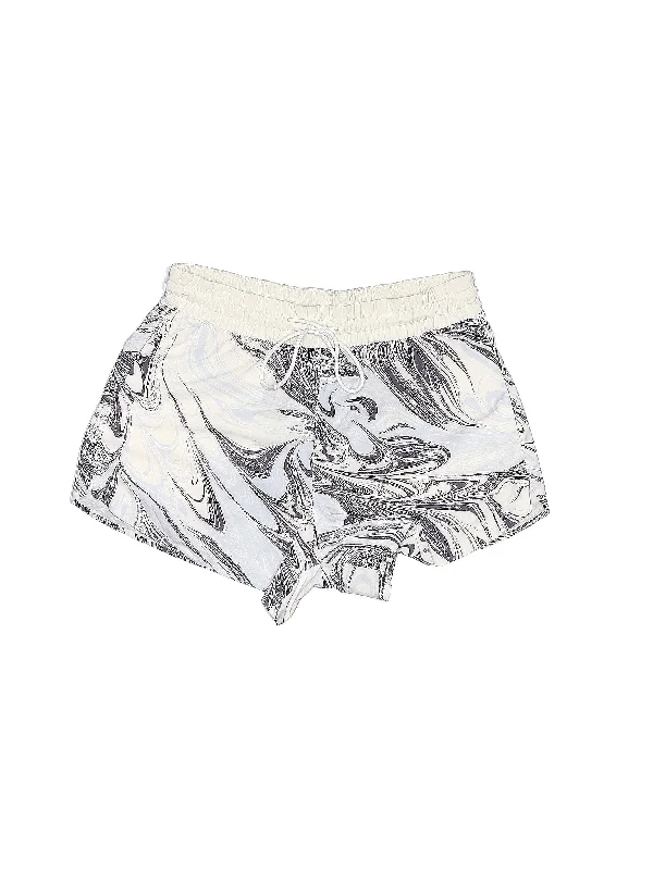 Best Yoga Pants for Deep Poses -Shorts