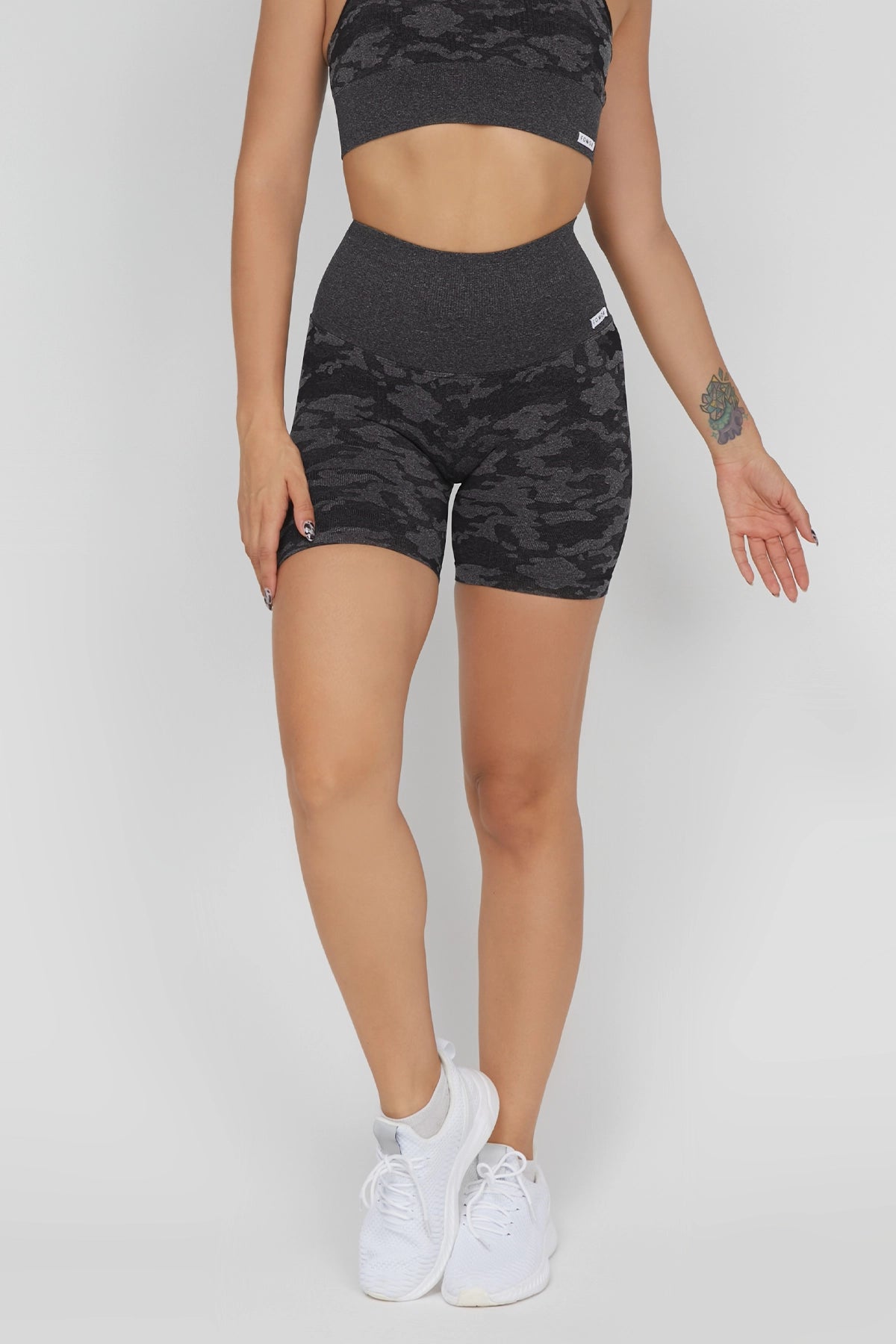 Yoga Shorts for Flexibility and Power Yoga -Shorts Mimetico Nero Ecofir