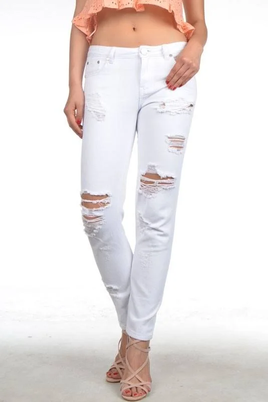 Flattering Yoga Shorts for Women -Signature 8 Relaxed Fit White Jeans IP629W