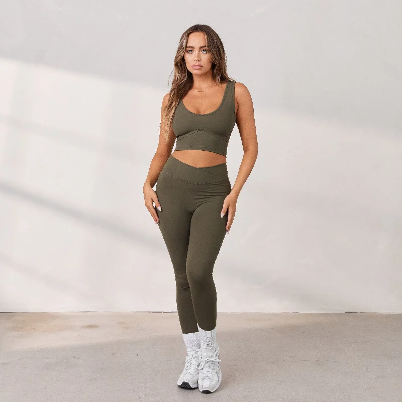 Yoga Pants with a Sculpting Fit -Silhouette Crossover Leggings - Cedar
