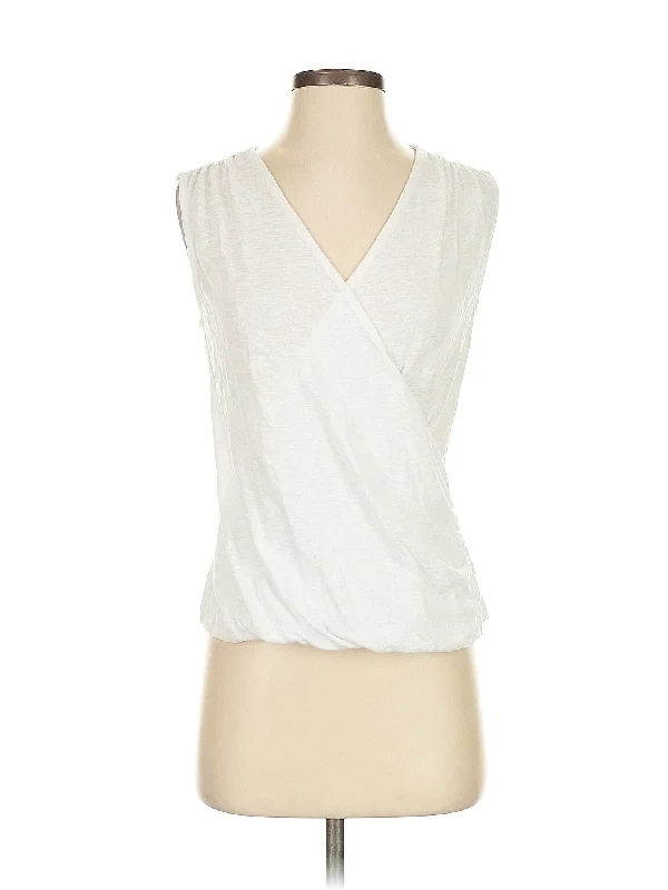 Yoga Tops for Power and Flexibility in Poses -Sleeveless Blouse
