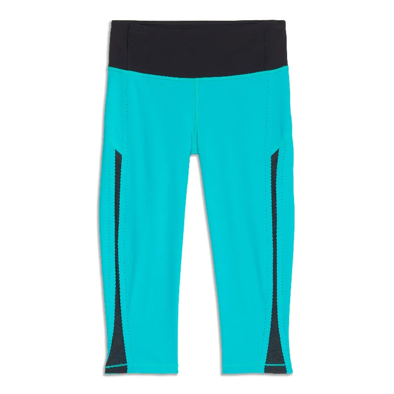 Comfortable Yoga Pants for All Types of Practice -Smooth Stride Crop - Resale