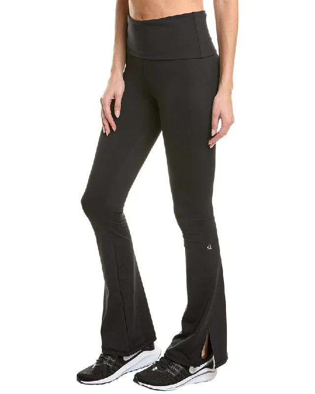 Yoga Shorts for Better Posture -STRUT THIS Rollover Pant