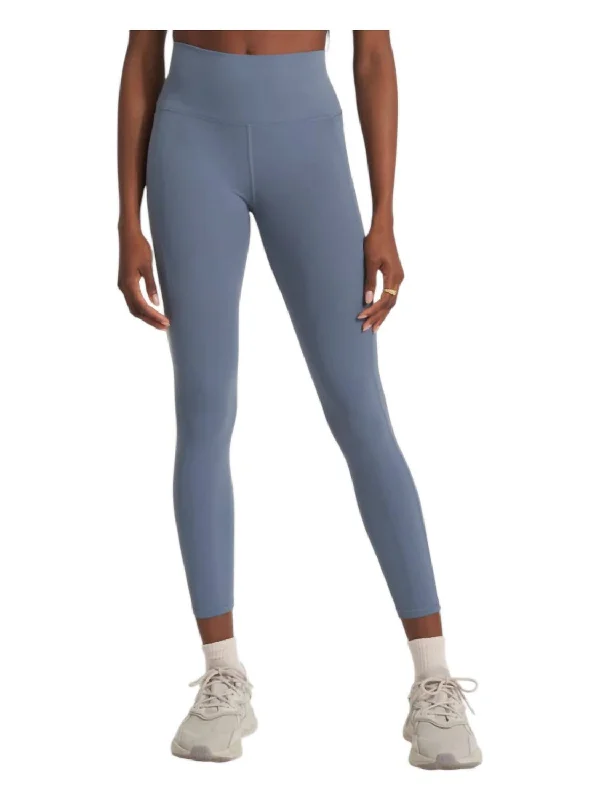 Yoga Shorts for Outdoor Fitness -Studio Pocket Legging In Light Azure
