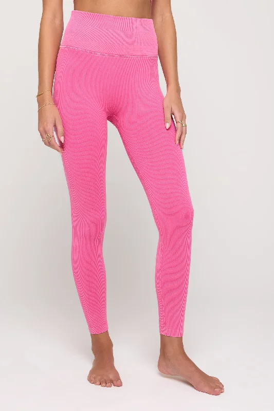 Stretchable Yoga Pants for Flexibility -Love Sculpt Seamless 7/8 Legging