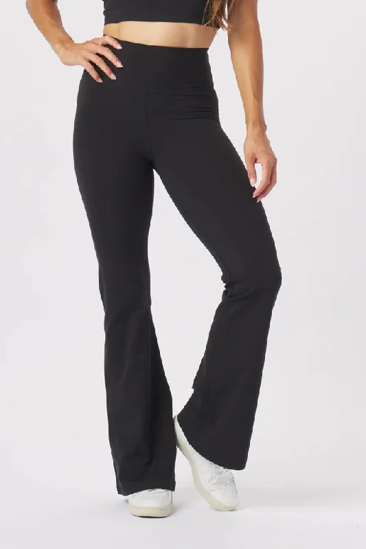 Yoga Shorts for Better Endurance -Sultry Flare - Black *Restocks in October