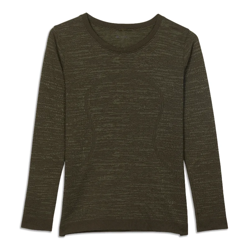 Women's Yoga Tops for Low-Impact Exercises -Swiftly Relaxed Long Sleeve Shirt - Resale Women's Yoga Tops for Low-Impact Exercises -Swiftly Relaxed Long Sleeve Shirt - Resale