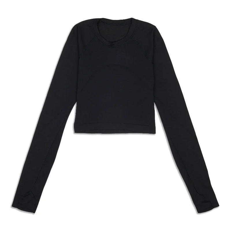 Yoga Tops with Mesh Fabric for Breathability -Swiftly Tech Cropped Long-Sleeve Shirt 2.0 - Resale
