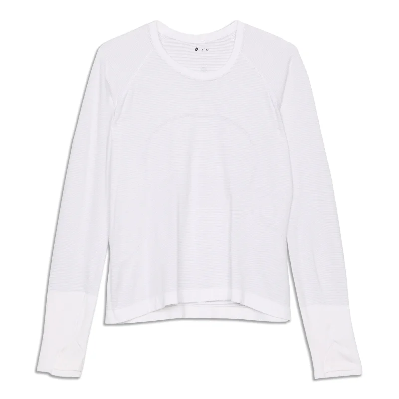 Women's Yoga Tops with Soft and Stretchy Fabric -Swiftly Tech Long-Sleeve Shirt 2.0 - Resale