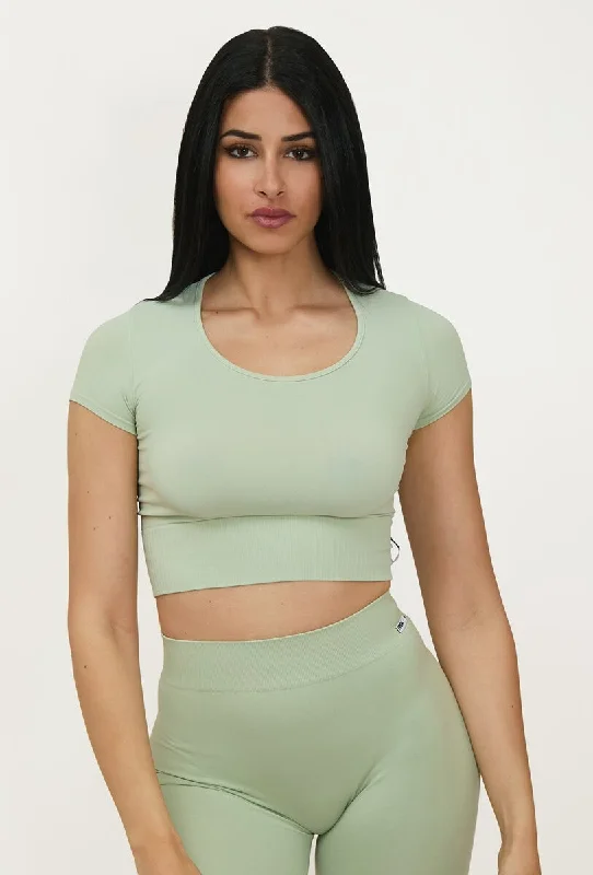 Yoga Tops for Flexibility and Recovery Poses -T-Shirt Crop Top Verde Pistacchio