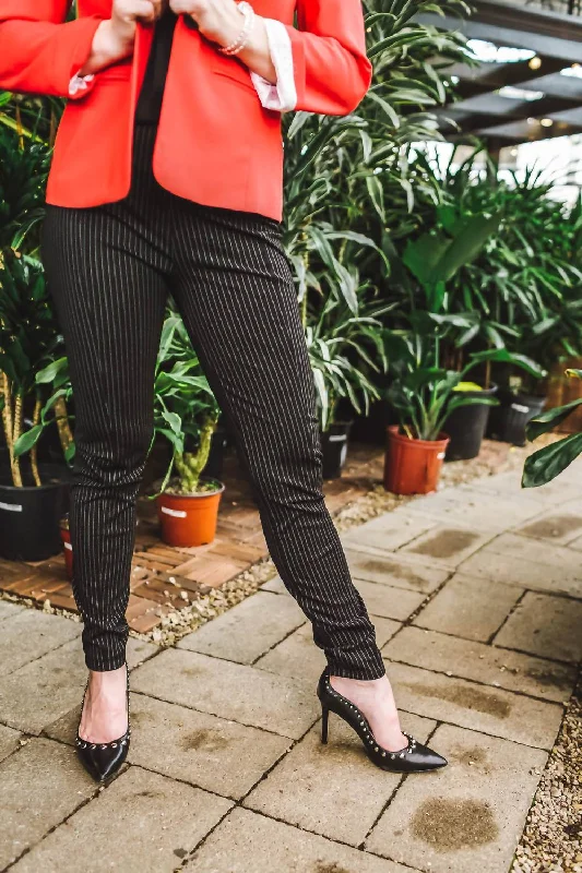 Yoga Shorts for Flexibility and Mobility -Taylor Seamed Legging In Black