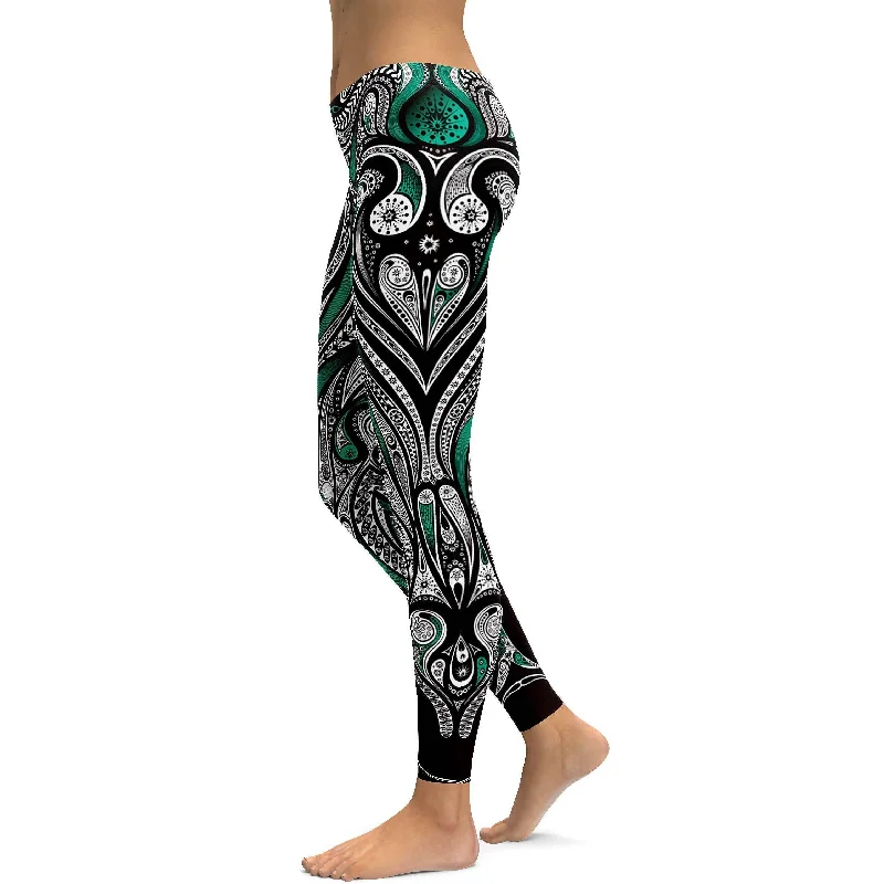 Yoga Pants for All Body Types -Teal Ornament Pattern Leggings
