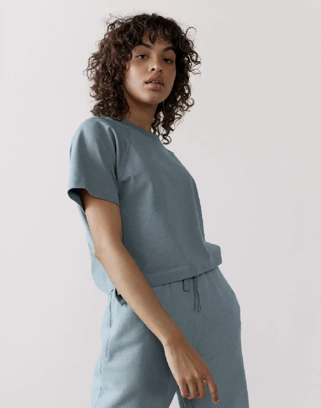 Yoga Tops for Casual Yoga Sessions -The Womens Crop Tee in Slate Grey