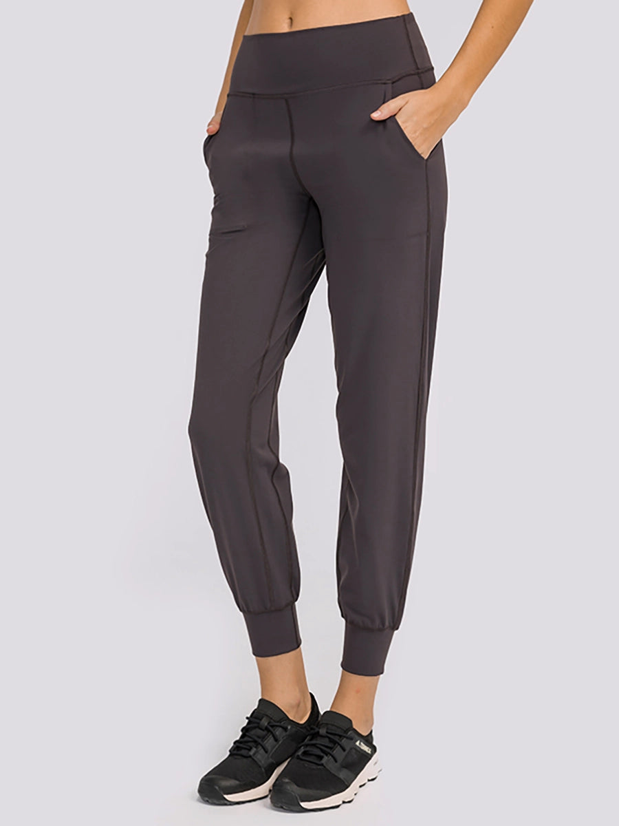 Yoga Pants for Better Mobility -The Zoom Pant in Coal