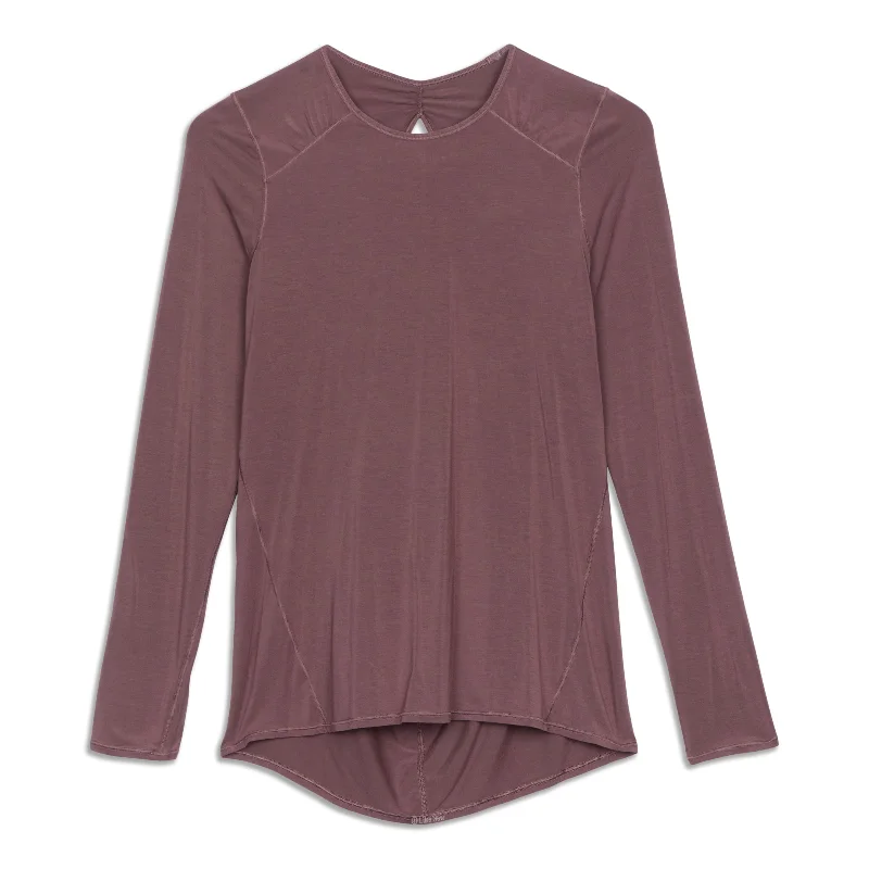 Yoga Tops for Full Range of Motion -Timeless Twist Long Sleeve Shirt - Resale