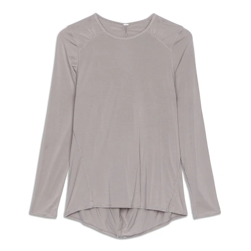 Yoga Tops for All-Day Comfort -Timeless Twist Long Sleeve Shirt - Resale