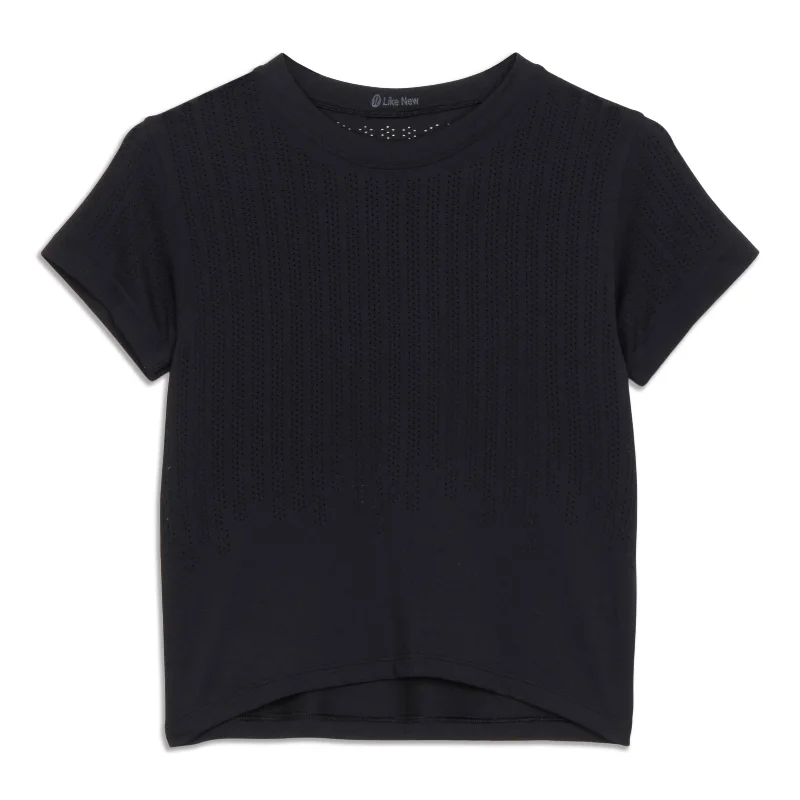 Yoga Tops for Everyday Yoga -Train To Be Short Sleeve Shirt - Resale