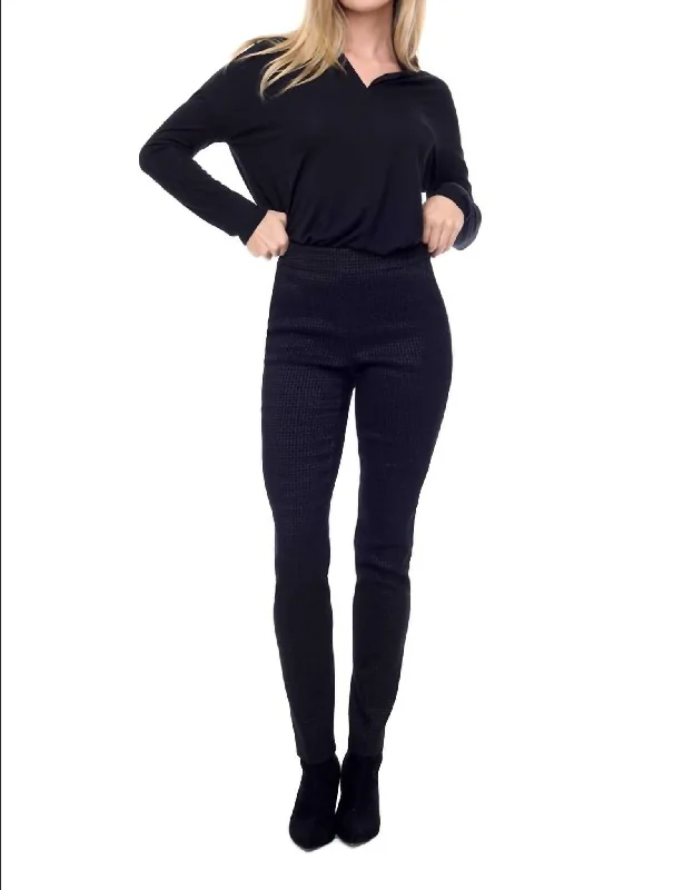 Yoga Shorts with Smooth Waistband -Twinkle Techno Full-Length Pant In Black/grey Twinkle Print