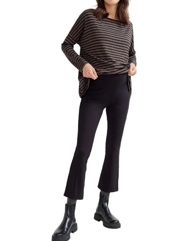 Yoga Shorts for Flexibility and Relaxing -Ultimate Before, During & After Crop Flare Leggings In Black Yoga Shorts for Flexibility and Relaxing -Ultimate Before, During & After Crop Flare Leggings In Black
