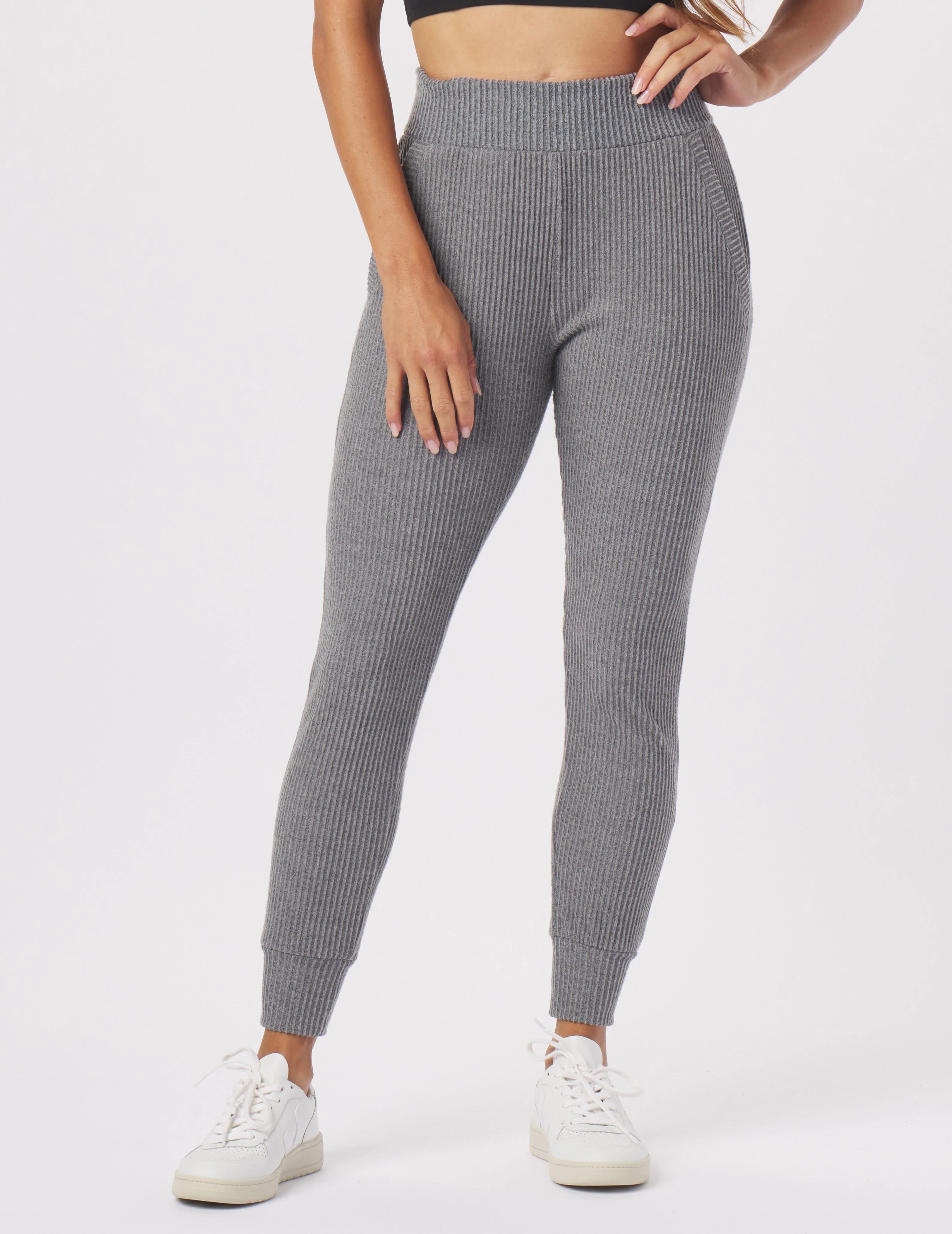 Fitted Yoga Pants for Women -Valley 7/8 Jogger: Charcoal