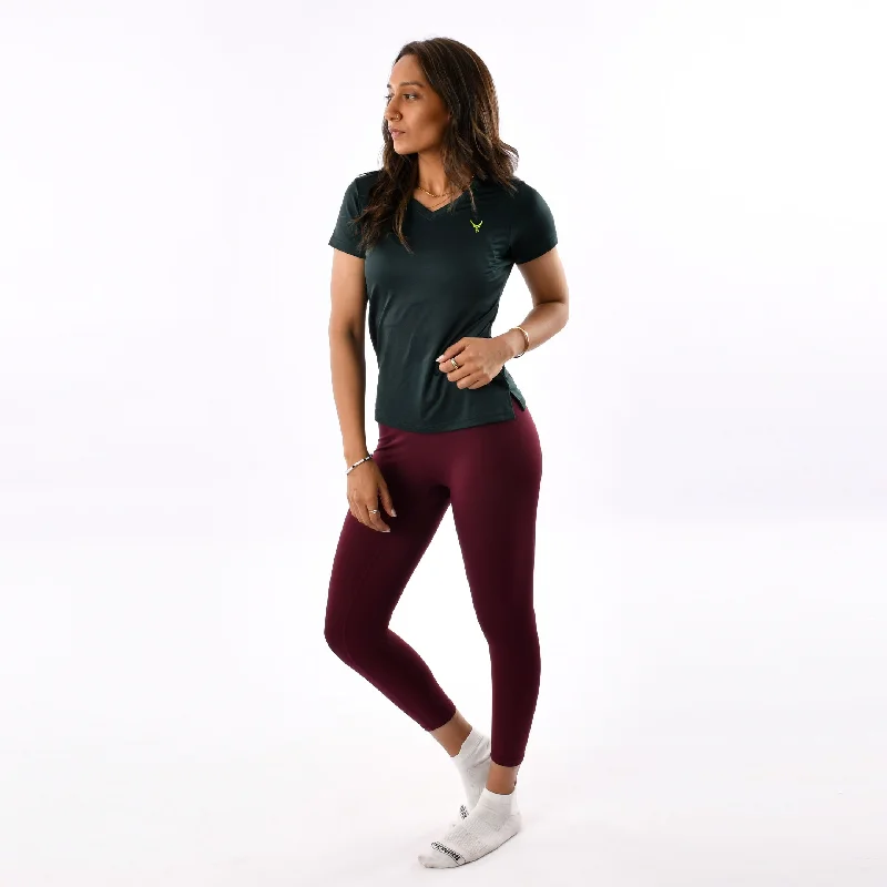 Women's Yoga Tops with Breathable Material -Vapor V Neck