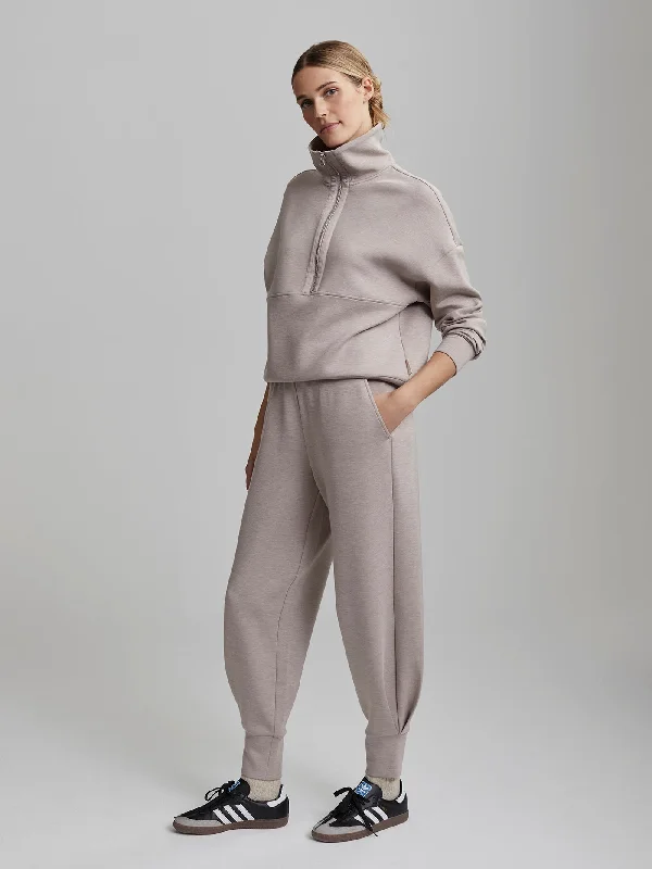 Soft Compression Yoga Pants for Flexibility -Varley The Relaxed Pant 25 - Taupe Marl