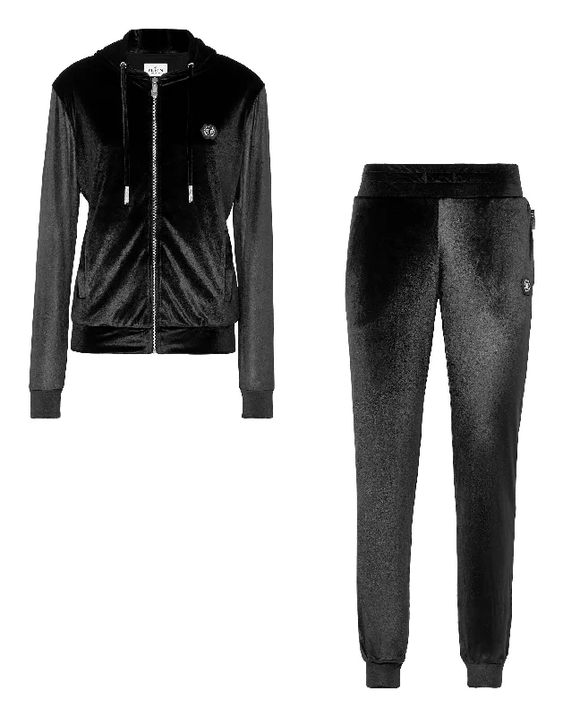 Yoga Shorts for Maximum Comfort -Velvet Jogging tracksuit:Top/Trousers Skull strass