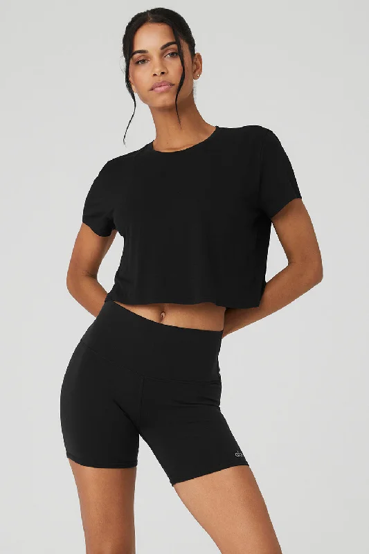 Yoga Tops for Flexibility and Comfort -Cropped All Day Short Sleeve - Black