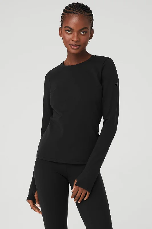 Women's Yoga Tops for Outdoor Yoga -Airbrush Winter Warm Nocturne Long Sleeve - Black Women's Yoga Tops for Outdoor Yoga -Airbrush Winter Warm Nocturne Long Sleeve - Black