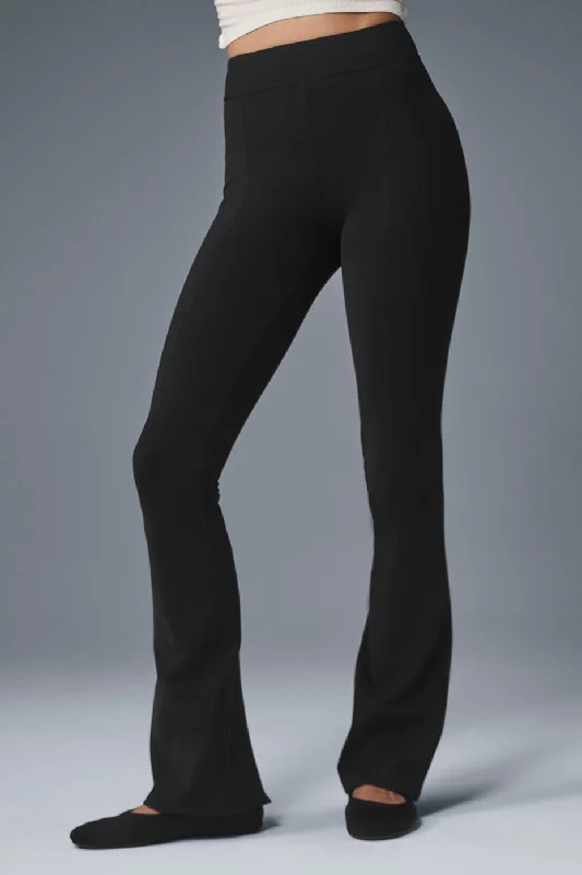 High-Waisted Yoga Pants for Support -Airbrush High-Waist Kick-Back Legging - Black