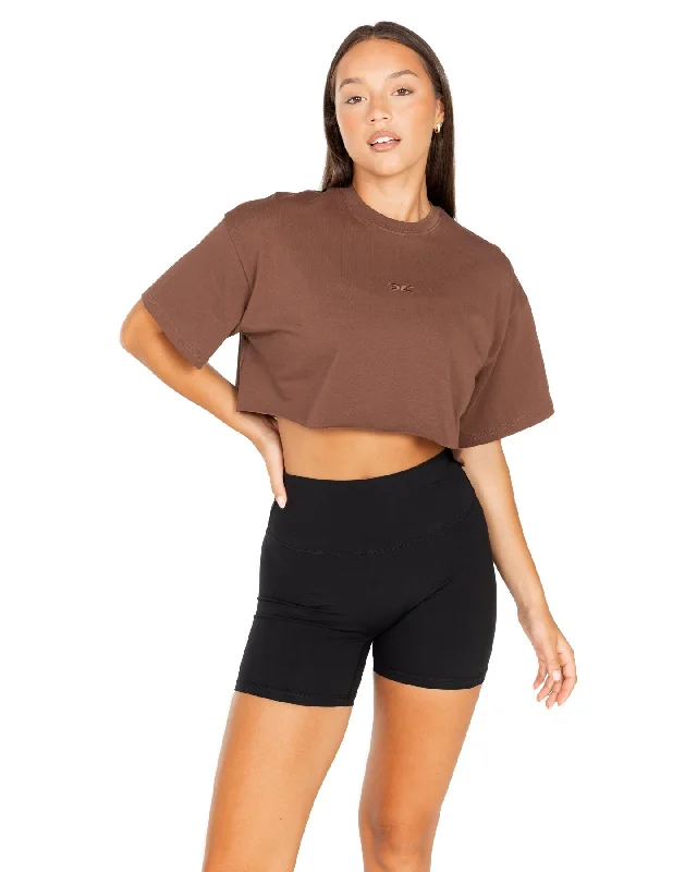 Yoga Tops with Relaxed Fit for Comfort -Women's Classic Cropped Tee - Brown