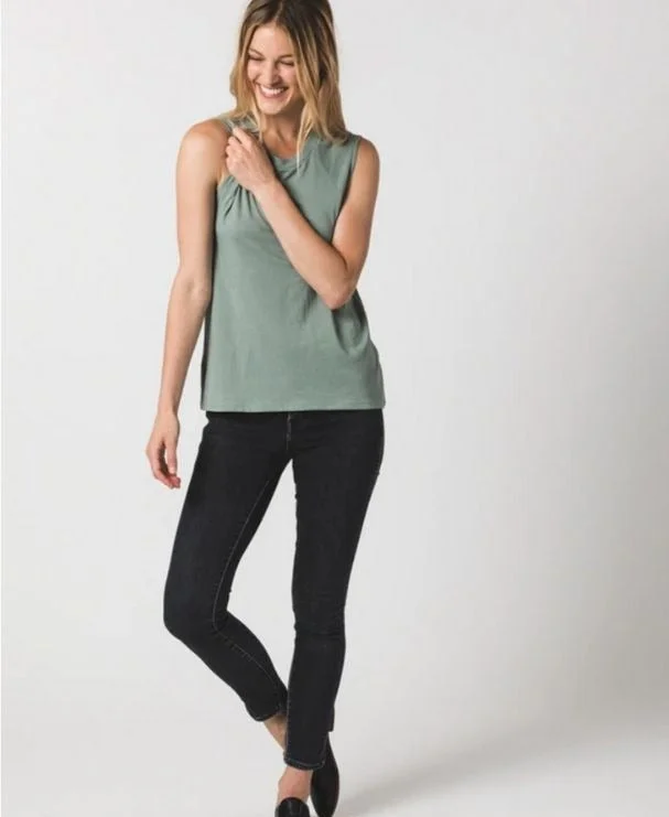 Yoga Tops with Elastic Waistbands -Women's Muscle Tank