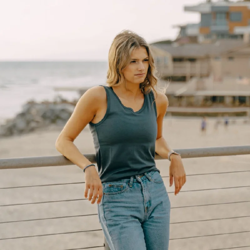 Stylish Yoga Tops for Outdoor Activities -Women's Organic Cotton Tank Top - Slate Blue