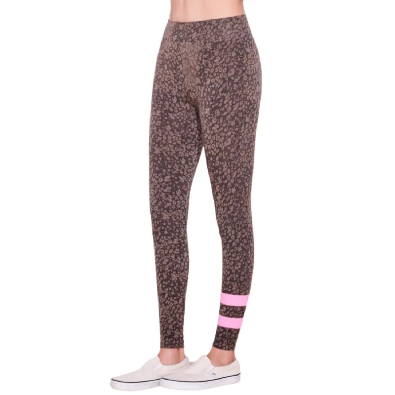 Comfortable Yoga Shorts for Long Sessions -Women's Stripe Floral Yoga Pants In Teddy Brown Floral Comfortable Yoga Shorts for Long Sessions -Women's Stripe Floral Yoga Pants In Teddy Brown Floral