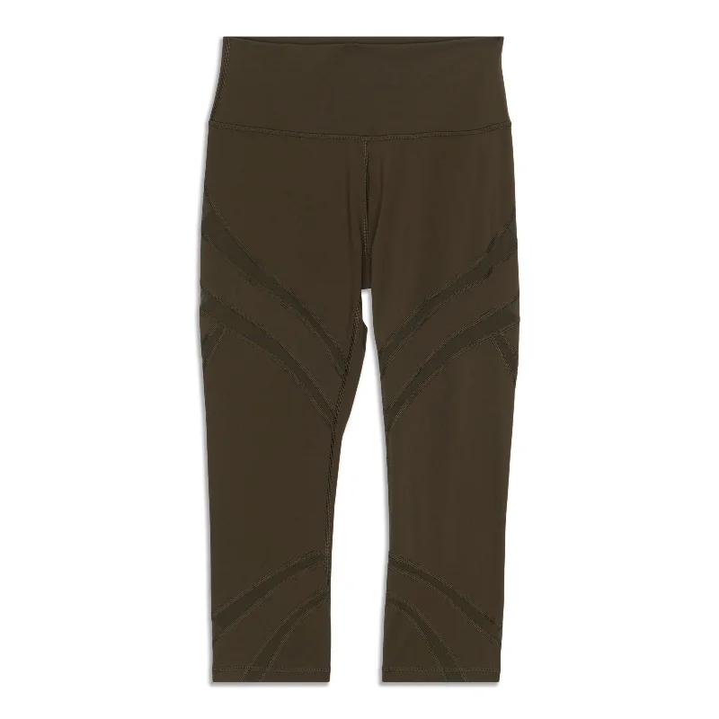 Yoga Pants for Long Workouts -Wunder Under Crop High Rise - Resale