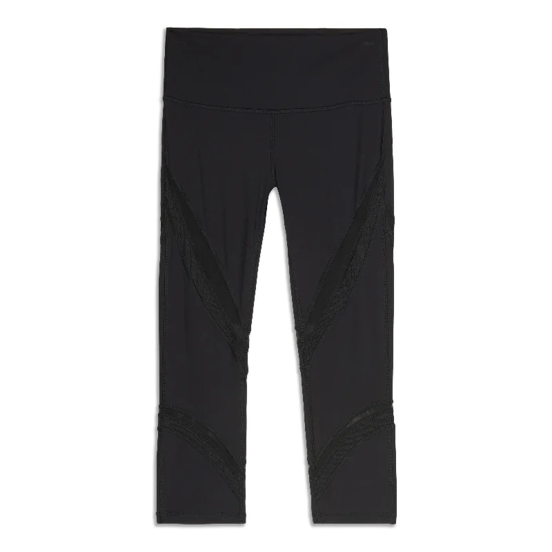 Comfortable Yoga Pants for Hot Weather -Wunder Under Crop High Rise - Resale