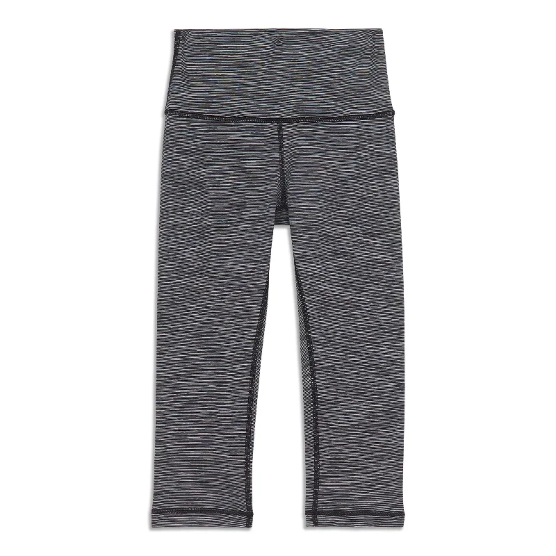 Yoga Pants for All Body Types -Wunder Under High-Rise Crop - Resale