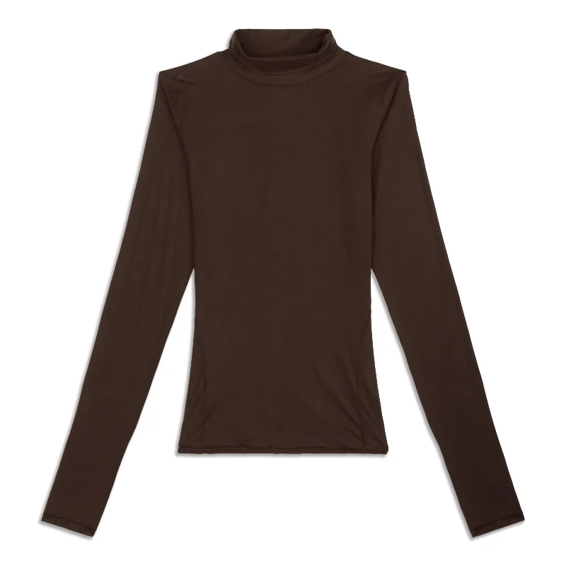 Stylish Yoga Tops for Workout Wear -Wundermost Ultra-Soft Long-Sleeve Turtleneck - Resale