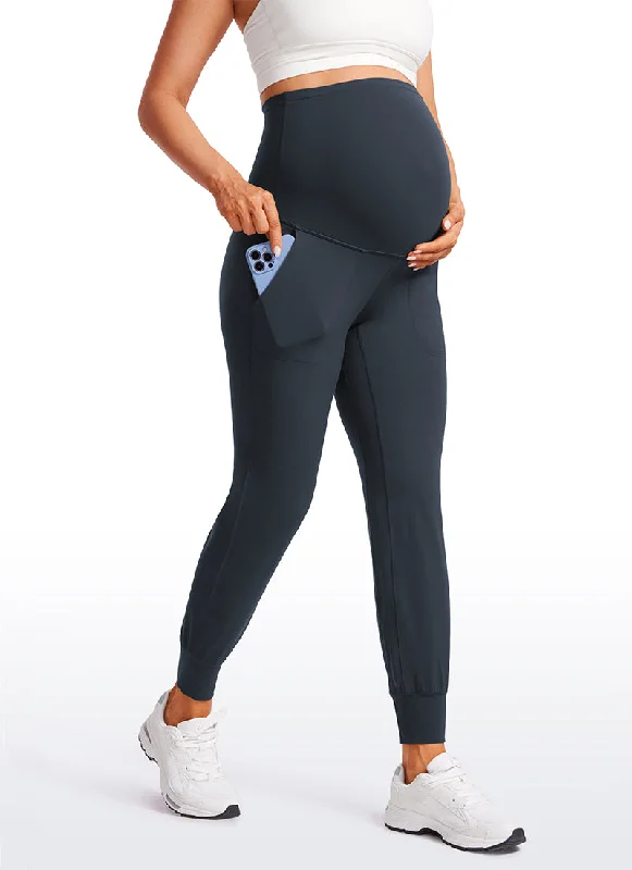 Yoga Shorts for Flexibility and Stability -Butterluxe Maternity Pockets Joggers 27" - Super High Waist Yoga Shorts for Flexibility and Stability -Butterluxe Maternity Pockets Joggers 27" - Super High Waist