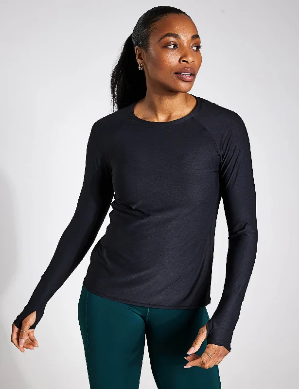 Yoga Tops for Active Women -Tempo Performance Longsleeve - Black