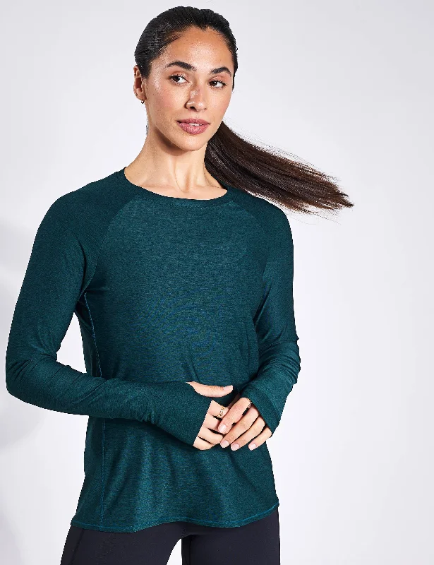 Yoga Tops for Relaxed Yoga and Poses -Tempo Performance Longsleeve - Rainforest