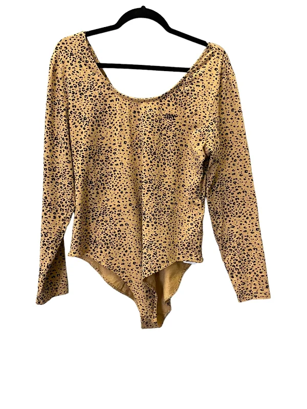 Women's Yoga Set for Maximum Comfort -Animal Print Bodysuit Levis, Size L