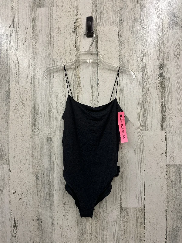 Comfortable Yoga Set with Minimal Design -Bodysuit By Forever 21  Size: M