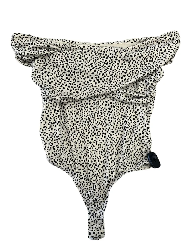 Lightweight and Breathable Yoga Set -Bodysuit By Lulus  Size: M