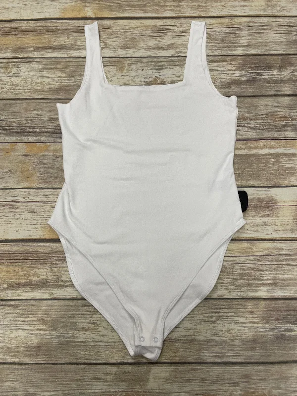 Athletic Yoga Sets for Women -Bodysuit By Old Navy In White, Size: L