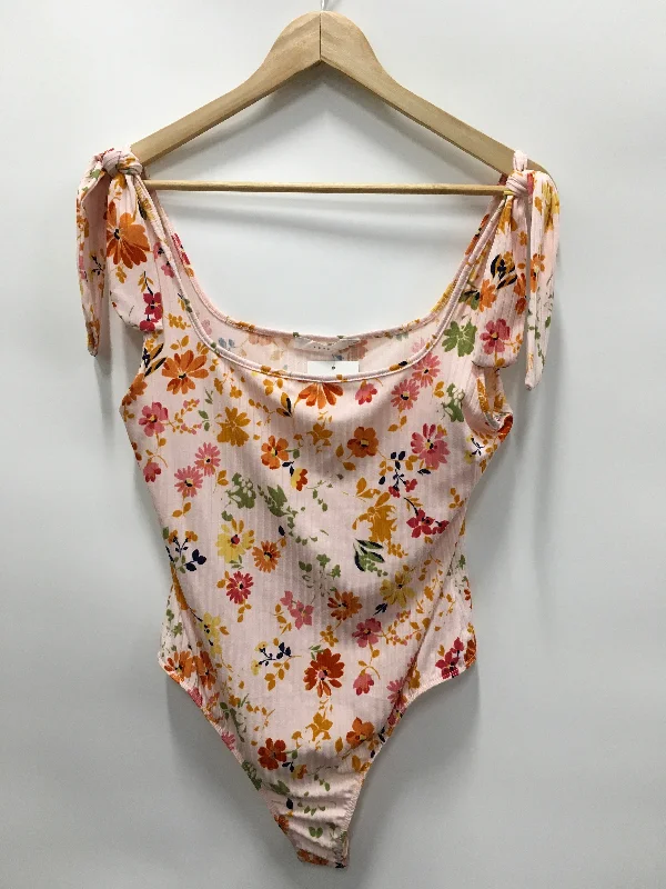 Stylish Yoga Set for Everyday Wear -Floral Print Bodysuit Lush, Size L