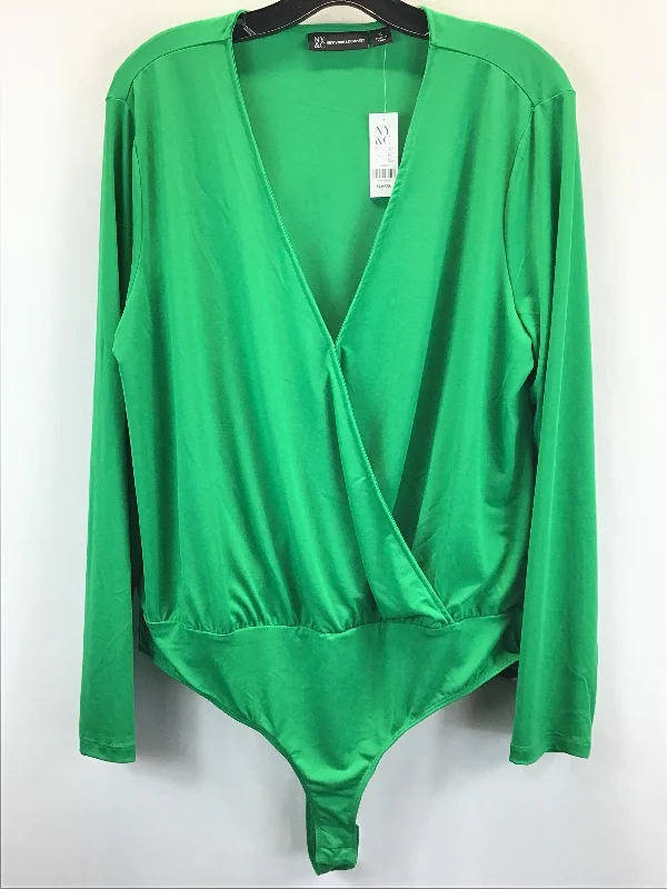 Full Set Activewear for Yoga -Green Bodysuit New York And Co, Size Xl