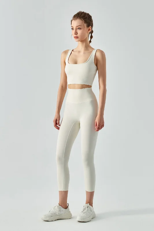 Luxury Women's Yoga Sets -Open Back Sports Bra & Capri Legging Activewear Set